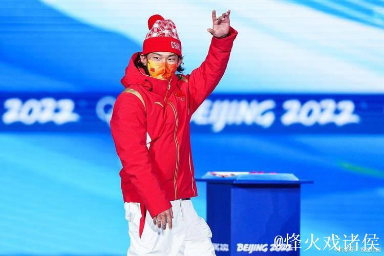 大跳台世界杯北京站：葛春宇、苏翊鸣、赵英旭顺利晋级决赛